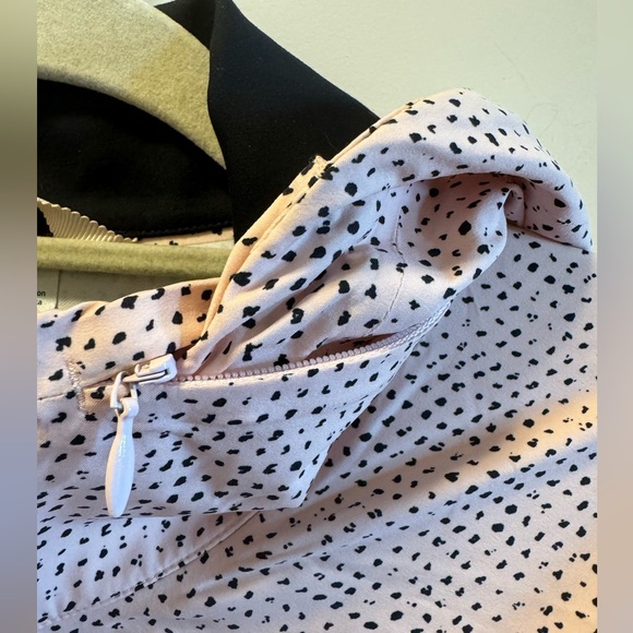 Lululemon runaway lightweight jacket - Picture 10 of 16